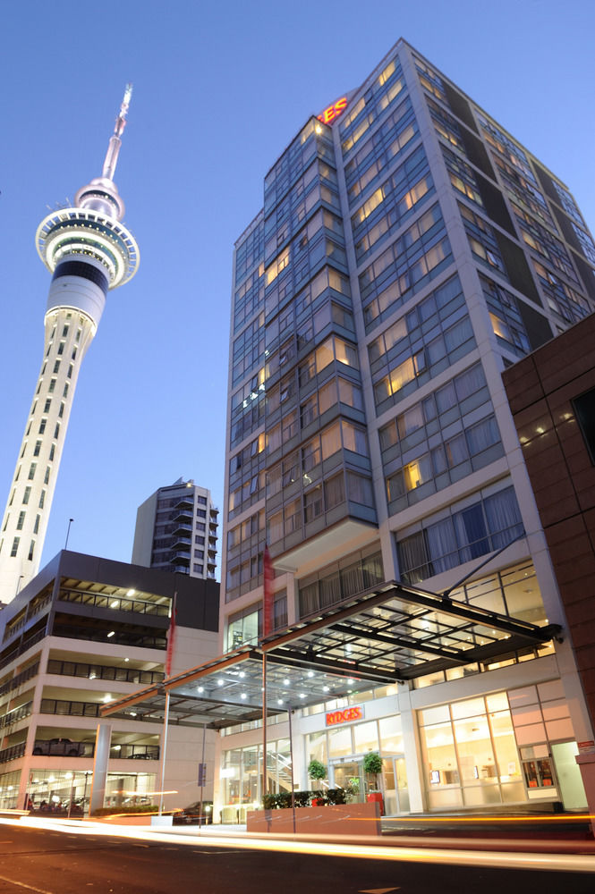 Rydges Auckland image 1